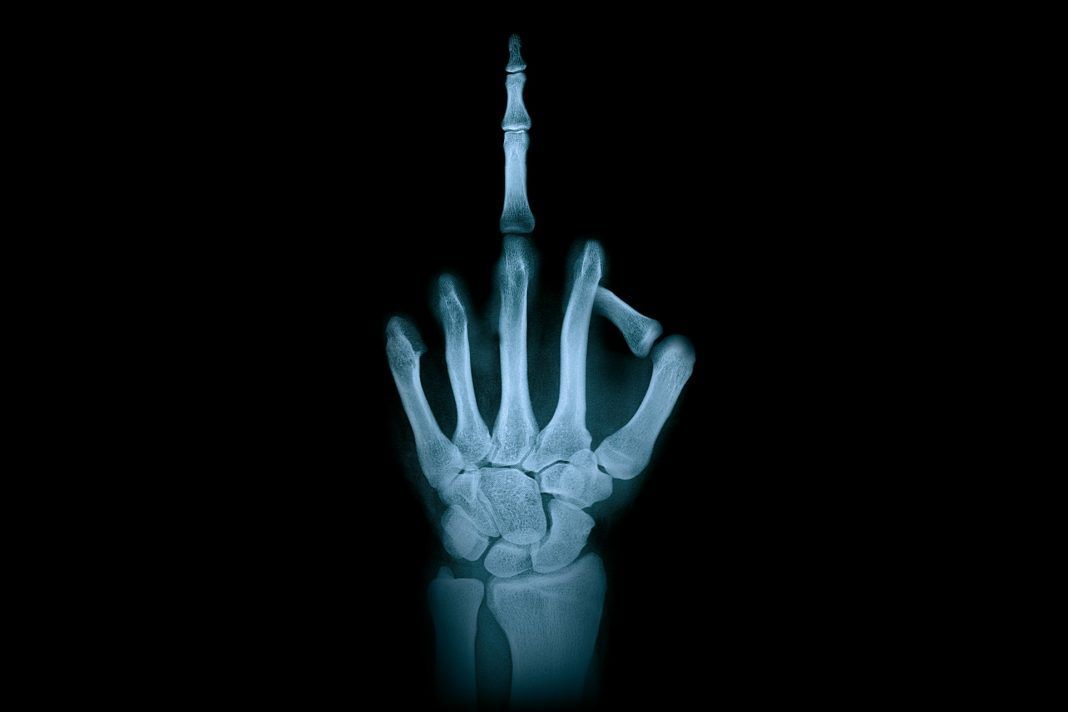 hand-2194167_1920