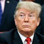 Donald Trump entre la raza negra, la raza aria y el gen universal del dinosaurio