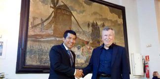 El Embajador de Nicaragua en España sostiene encuentro con el nobel alternativo, Joan Garcés