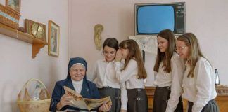 ‘Las niñas’, de Pilar Palomero, Premio Feroz Puerta Oscura en el Festival de Málaga