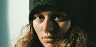 La cantante «Girl in Red» anuncia su album «If i could make it go quiet”