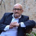 Ricardo J. Montés, autor de «La última corona»: «Mi profesión a menudo es una inesperada fuente de inspiración»