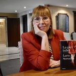 Lara A. Serodio: «La sociedad presiona a la mujer en sus decisiones y juzga constantemente su vida, desde el físico hasta las elecciones profesionales»