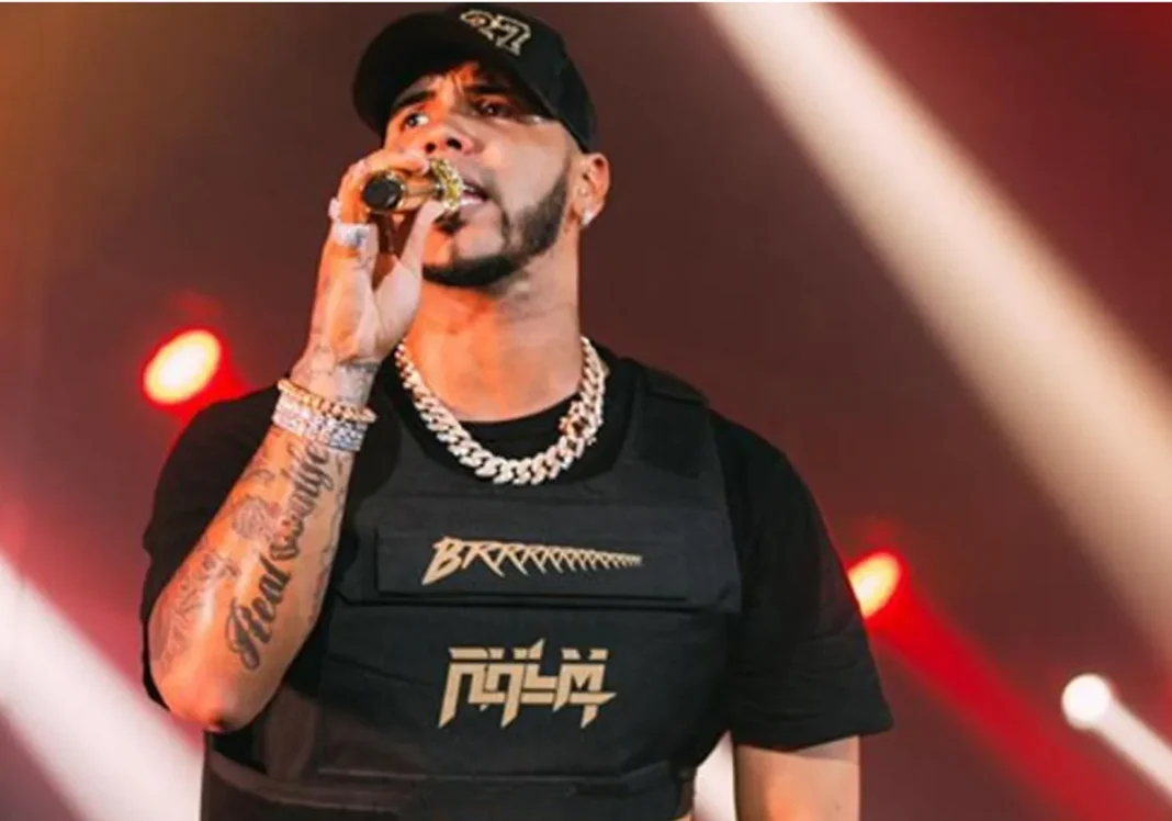 concierto-anuel-cantante-R20RoK4x9njrwUcpEPAjA7O-1200x840@abc