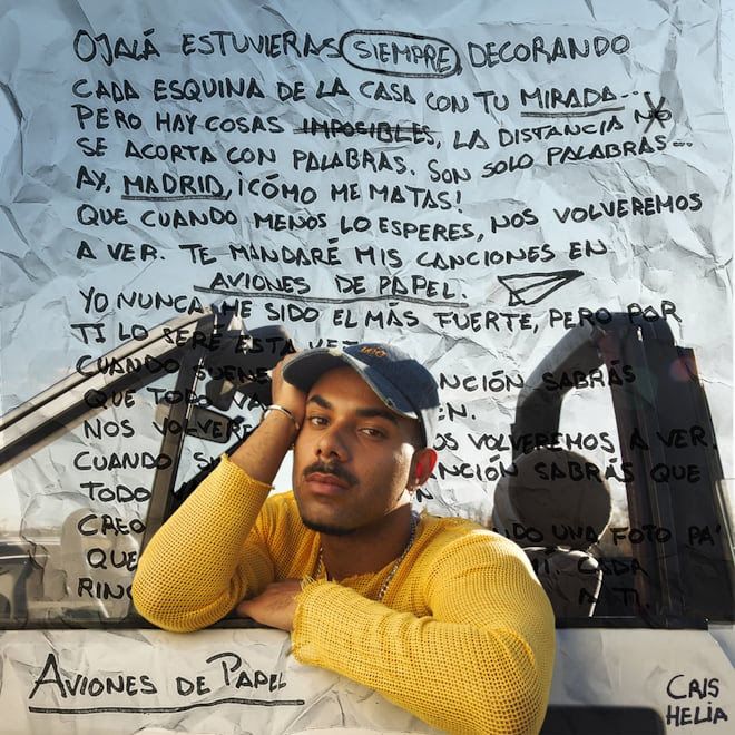 AVIONES DE PAPEL CRIS HELIA