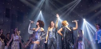 20 Aniversario de «Mamma Mia!” con Música, Estrellas y Mucha Energía