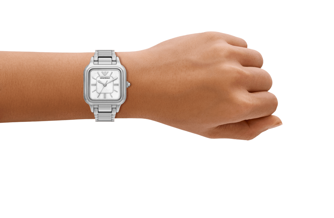 AR11742-onwrist