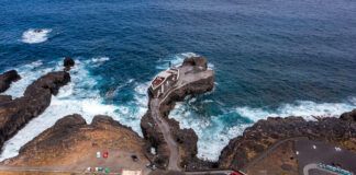 El Hotel Puntagrande reabre su restaurante para ofrecer una experiencia gastronómica suspendida sobre el Atlántico